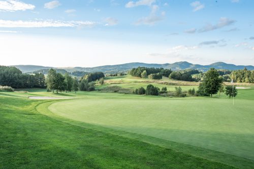 Golfové hřiště: 24